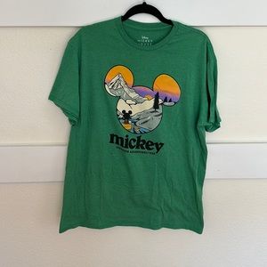 Men’s Disney Graphic tee sz XL